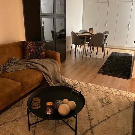 רובניימי Amazing City Center Apartment מראה חיצוני תמונה