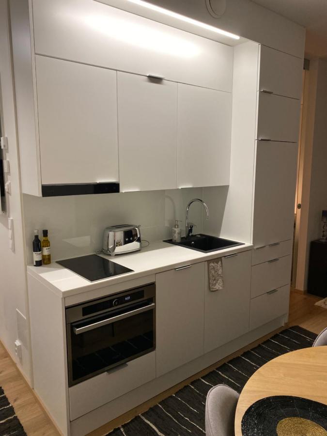 רובניימי Amazing City Center Apartment מראה חיצוני תמונה
